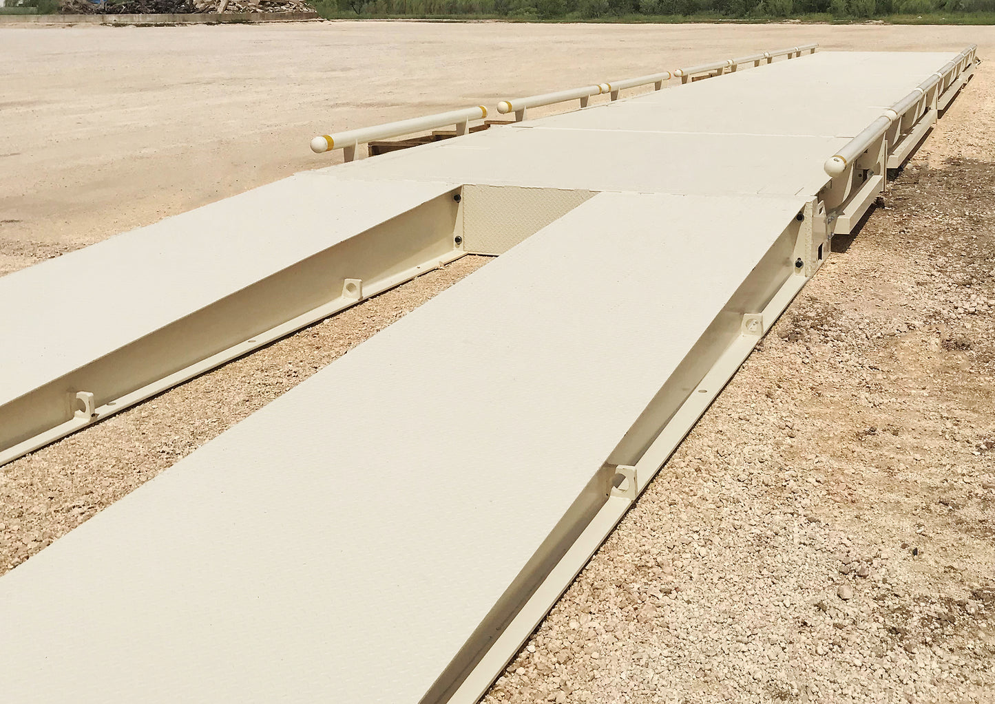 cardinal-armor-portable-truck-scales with-digital-smartcells