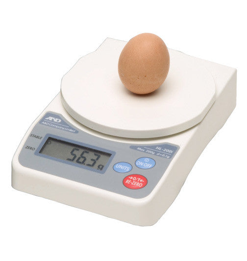 A&D HL-i series weighing a brown egg